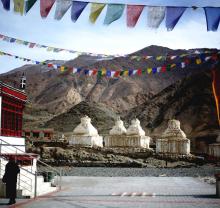 Small Chortens