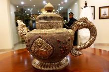 Rich Tea Pot